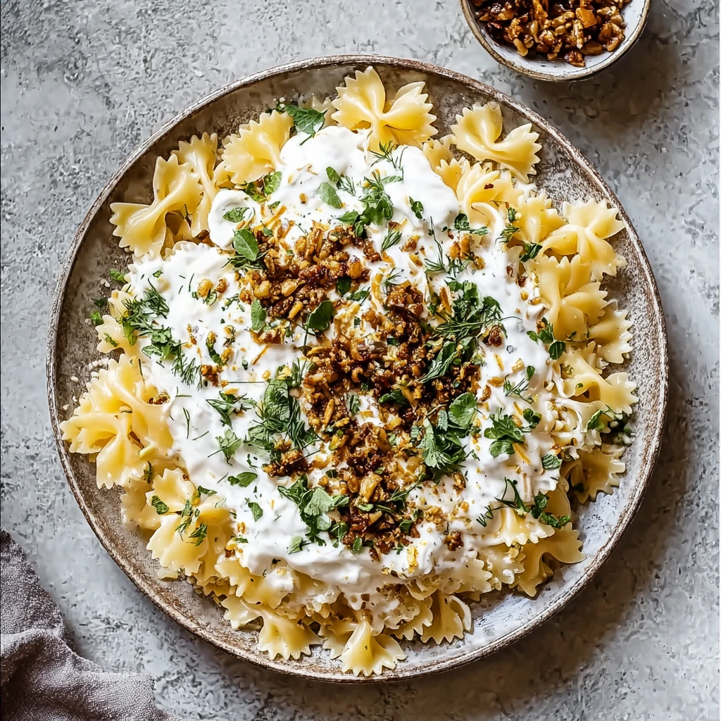 Arabic Pasta With Easy Yogurt Sauce: Quick & Flavorful Delight Arabic Pasta Yogurt Sauce Flavorful Delight