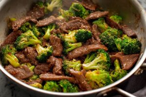Easy Beef and Broccoli (25 Minutes)