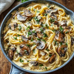 Creamy Tuscan Mushroom Pasta Skillet: Cozy Comfort in 30 Minutes