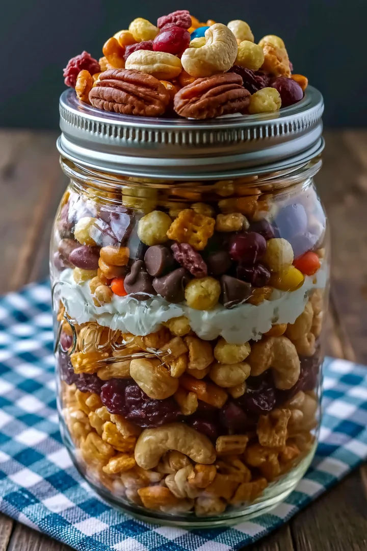 Easy Teacher Appreciation Mason Jar Snack Mix: Best DIY Gift