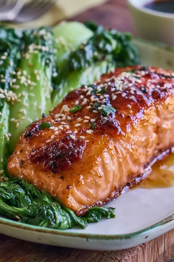 Quick Honey Sriracha Glazed Salmon Recipe