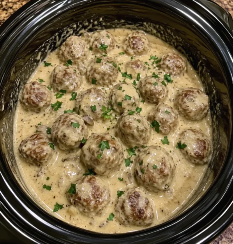 Creamy Garlic Slow-Cooker Meatballs